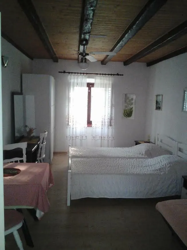 Apartments Lovor 0*, Silba Croatia