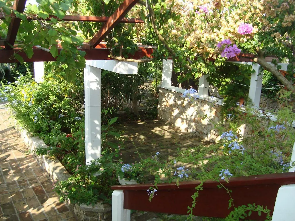 Apartments Lovor 0*, Silba Croatia