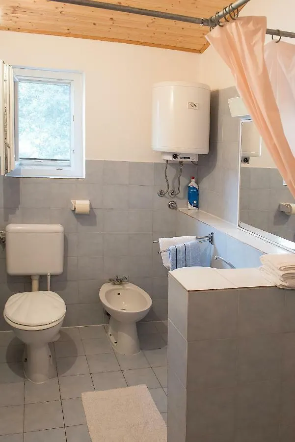 Apartments Lovor  Silba