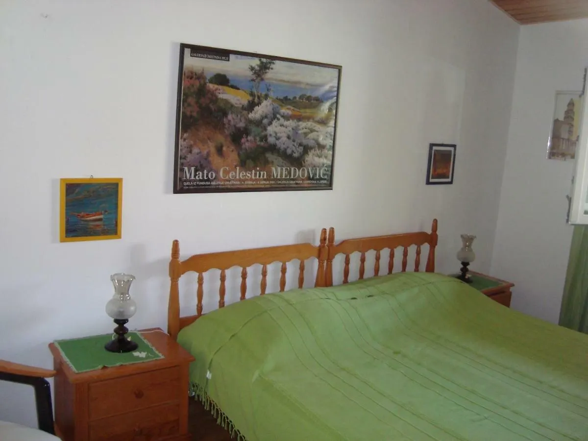 Apartments Lovor